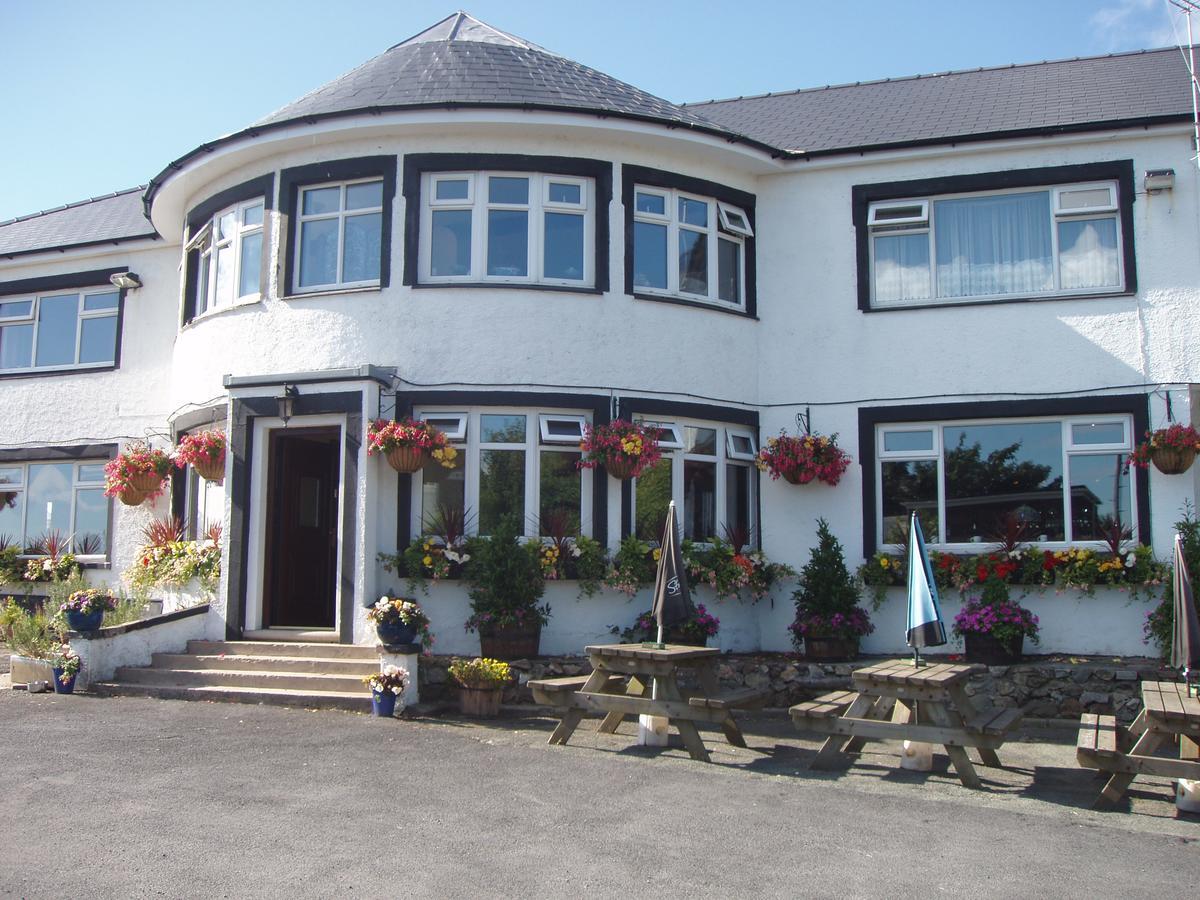 The Windsor Hotel Haverfordwest Bagian luar foto