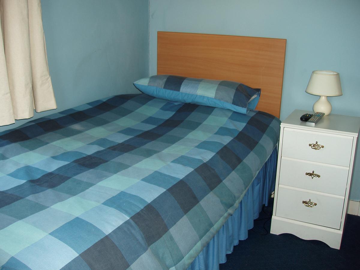 The Windsor Hotel Haverfordwest Bagian luar foto